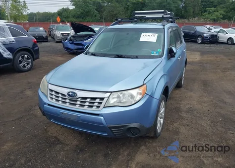 2012 Subaru Forester 2.5X Premium z USA, uszkodzony, nr VIN JF2SHADC6CH408604